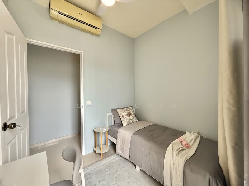 The Inflora, 51 Flora Drive, Room Rental, 108 sqft, Condominium For Rent, by Young Chng, 500185501 - Bedroom - PropertyGuru.com.sg