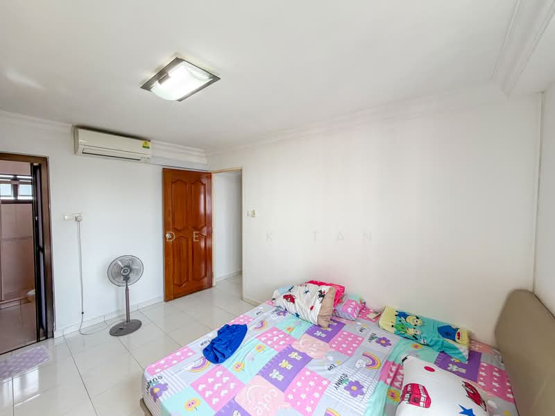 359C Admiralty Drive, 359C Admiralty Drive, 4 Bedrooms, 1,184 sqft, HDB Flat For Sale, by Derek Tan, 500185505 - Bedroom - PropertyGuru.com.sg