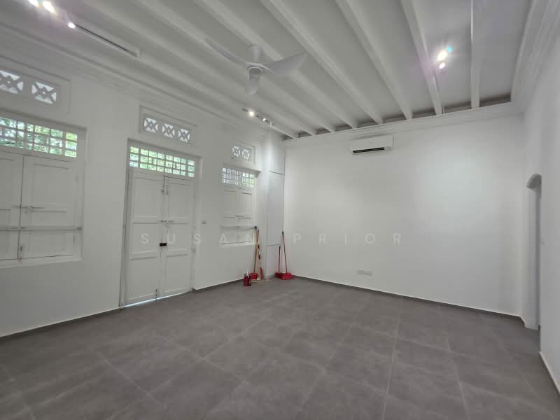 THRILLING Old World Conservation, Geylang Road, 4 Bedrooms, 2,350 sqft, Conservation House For Rent, by Susan Prior, 500185511 - Interior - PropertyGuru.com.sg