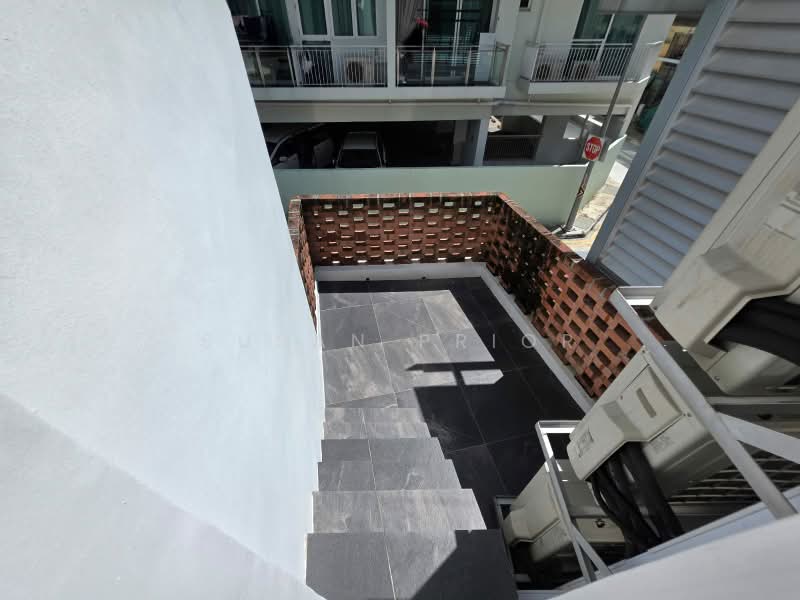 THRILLING Old World Conservation, Geylang Road, 4 Bedrooms, 2,350 sqft, Conservation House For Rent, by Susan Prior, 500185511 - Exterior - PropertyGuru.com.sg