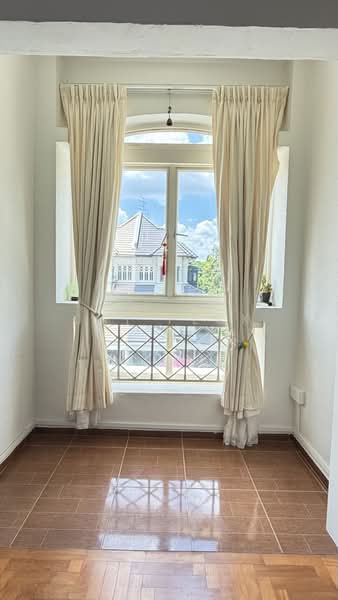 ❤️Usable porch space! ❤️ 1km to Rosyth Primary, , 5 Bedrooms, 3,700 sqft, Corner Terrace For Sale, by JAY PECK, 500185528 - Interior - PropertyGuru.com.sg