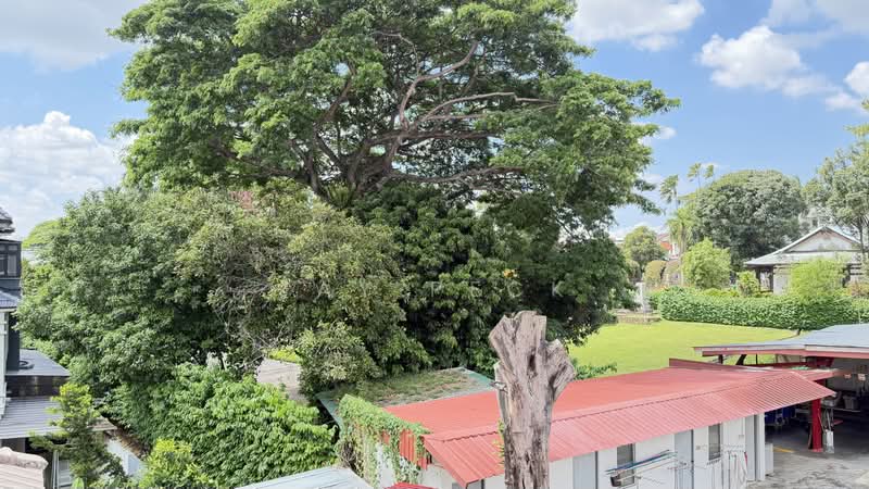 ❤️Usable porch space! ❤️ 1km to Rosyth Primary, , 5 Bedrooms, 3,700 sqft, Corner Terrace For Sale, by JAY PECK, 500185528 - Exterior - PropertyGuru.com.sg