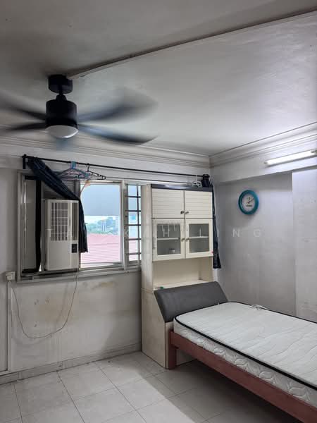 161 Yishun Street 11, 161 Yishun Street 11, 3 Bedrooms, 1,300 sqft, HDB Flat For Rent, by Tam Kah Ling, 500185531 - Bedroom - PropertyGuru.com.sg