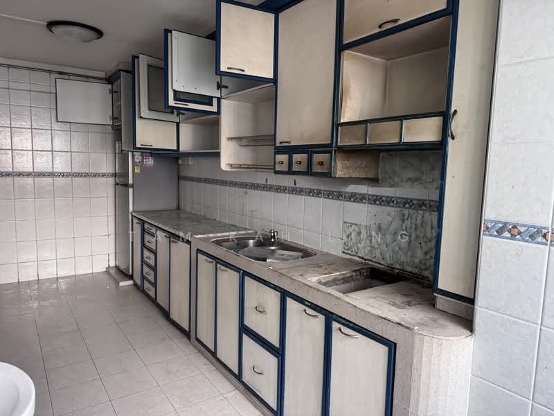 161 Yishun Street 11, 161 Yishun Street 11, 3 Bedrooms, 1,300 sqft, HDB Flat For Rent, by Tam Kah Ling, 500185531 - Kitchen - PropertyGuru.com.sg