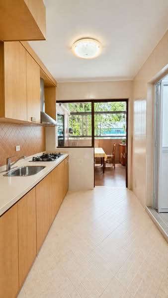105 Simei Street 1, 105 Simei Street 1, 4 Bedrooms, 1,572 sqft, HDB Flat For Sale, by Benjamin Chong, 500185549 - Kitchen - PropertyGuru.com.sg