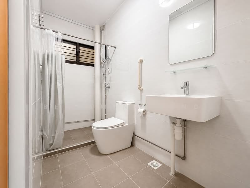 105 Simei Street 1, 105 Simei Street 1, 4 Bedrooms, 1,572 sqft, HDB Flat For Sale, by Benjamin Chong, 500185549 - Bathroom - PropertyGuru.com.sg