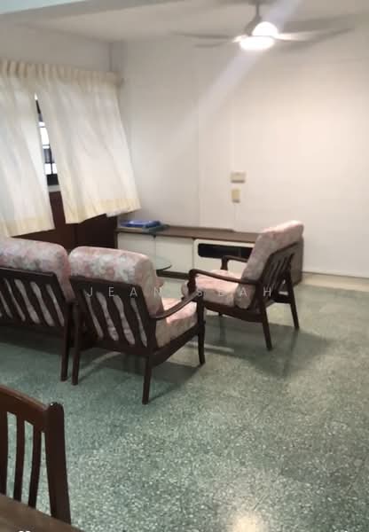 2 Queen's Road, 2 Queen's Road, Room Rental, 130 sqft, HDB Flat For Rent, by Jean Seah, 500185557 - Living Room - PropertyGuru.com.sg