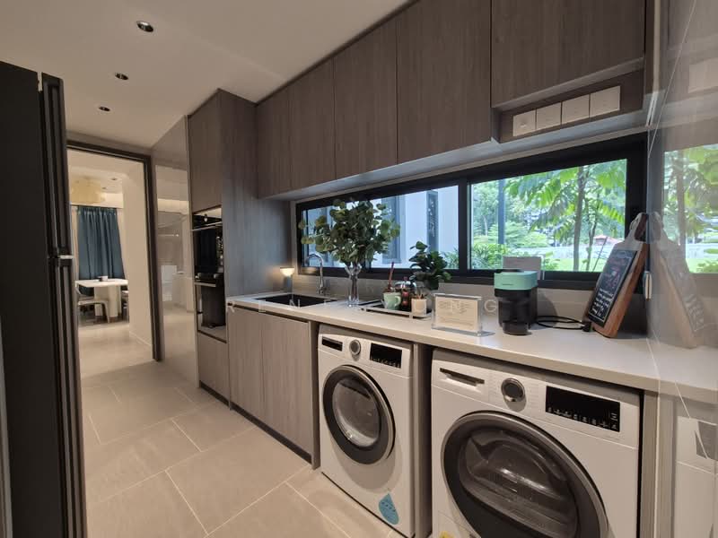 The LakeGarden Residences, , 4 Bedrooms, 2,153 sqft, Condominium For Sale, by Irene Yong, 500185561 - PropertyGuru.com.sg