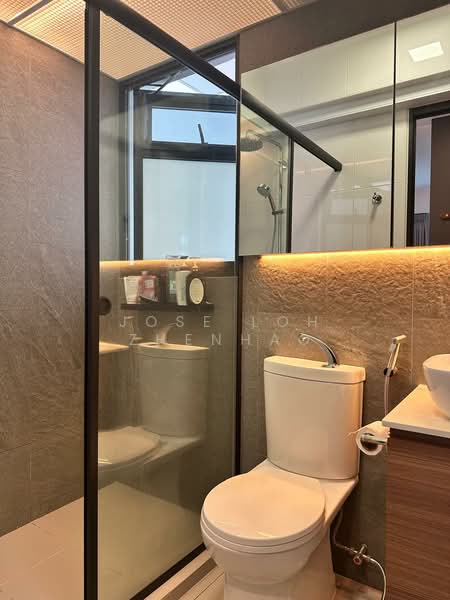 118A Alkaff Crescent, 118A Alkaff Crescent, 3 Bedrooms, 1,001 sqft, HDB Flat For Sale, by Jose Loh Zhenhao, 500185576 - Bathroom - PropertyGuru.com.sg