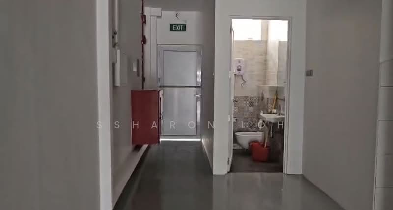 Joo Chiat Road, Joo Chiat Road, 1,250 sqft, Shop / Shophouse For Rent, by Ssharon Loh, 500185580 - Bathroom - CommercialGuru.com.sg