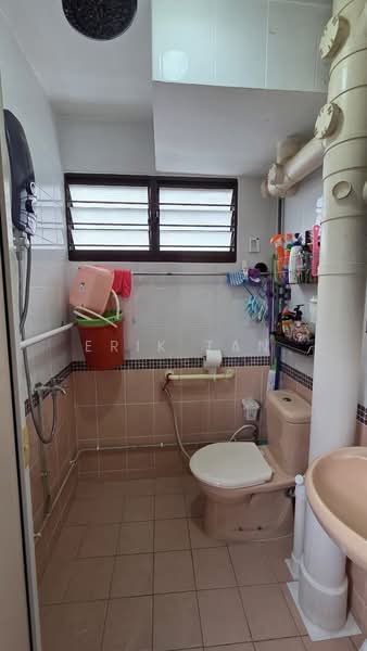 606 Bedok Reservoir Road, 606 Bedok Reservoir Road, 2 Bedrooms, 721 sqft, HDB Flat For Sale, by Erik Tan, 500185583 - PropertyGuru.com.sg
