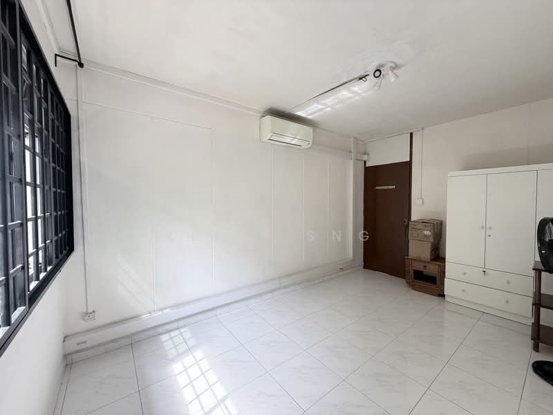 810 Woodlands Street 81, 810 Woodlands Street 81, 3 Bedrooms, 1,140 sqft, HDB Flat For Sale, by Kelly Sng, 500185586 - Common Bedroom - PropertyGuru.com.sg
