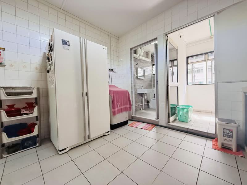 810 Woodlands Street 81, 810 Woodlands Street 81, 3 Bedrooms, 1,140 sqft, HDB Flat For Sale, by Kelly Sng, 500185586 - Kitchen - PropertyGuru.com.sg