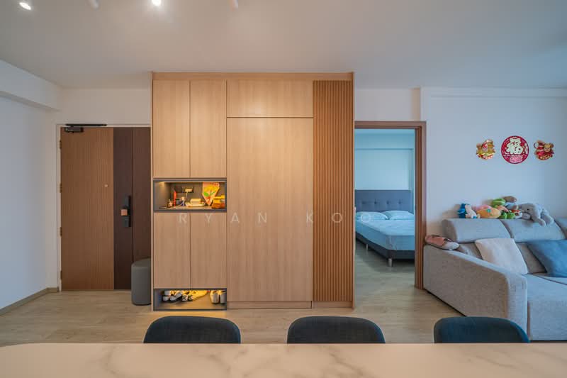 420B Northshore Drive, 420B Northshore Drive, 3 Bedrooms, 1,012 sqft, HDB Flat For Sale, by Ryan Koo, 500185598 - Living Room - PropertyGuru.com.sg