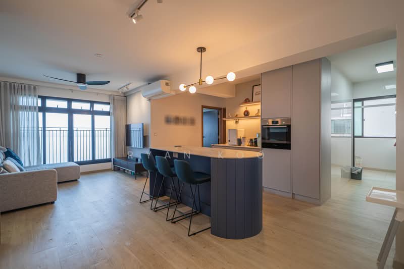 420B Northshore Drive, 420B Northshore Drive, 3 Bedrooms, 1,012 sqft, HDB Flat For Sale, by Ryan Koo, 500185598 - Living Room - PropertyGuru.com.sg