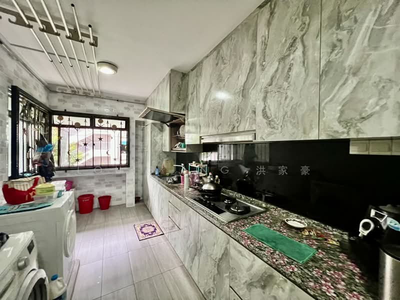 663A Jurong West Street 65, 663A Jurong West Street 65, 3 Bedrooms, 1,184 sqft, HDB Flat For Sale, by Louis Ang 洪家豪, 500185617 - Kitchen - PropertyGuru.com.sg