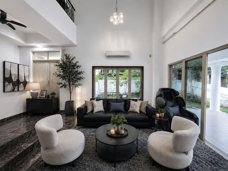 ❤️Private Pool below $3.6m! ❤️ Walk to Future MRT!, , 4 Bedrooms, 3,300 sqft, Terraced House For Sale, by JAY PECK, 500185619 - Living Room - PropertyGuru.com.sg