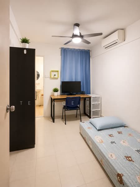 537 Bedok North Street 3, 537 Bedok North Street 3, 2 Bedrooms, 732 sqft, HDB Flat For Rent, by Terence Tang, 500185624 - Bedroom - PropertyGuru.com.sg