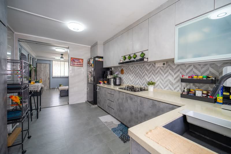 718 Yishun Street 71, 718 Yishun Street 71, 2 Bedrooms, 689 sqft, HDB Flat For Sale, by Fairoz Shariff, 500185629 - Kitchen - PropertyGuru.com.sg