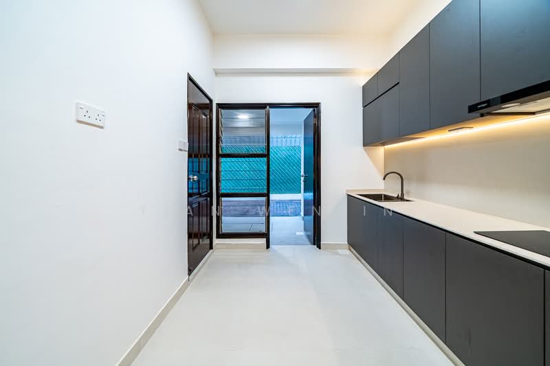 Minaret Walk, Minaret Walk, 5 Bedrooms, 2,500 sqft, Corner Terrace For Sale, by Tian Wenbin, 500185631 - Kitchen - PropertyGuru.com.sg