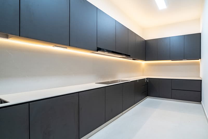 Minaret Walk, Minaret Walk, 5 Bedrooms, 2,500 sqft, Corner Terrace For Sale, by Tian Wenbin, 500185631 - Kitchen - PropertyGuru.com.sg