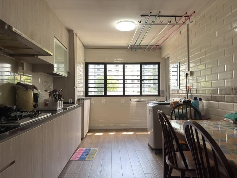 619 Bedok Reservoir Road, 619 Bedok Reservoir Road, 2 Bedrooms, 732 sqft, HDB Flat For Sale, by Jabbar Rahman, 500185632 - Kitchen - PropertyGuru.com.sg