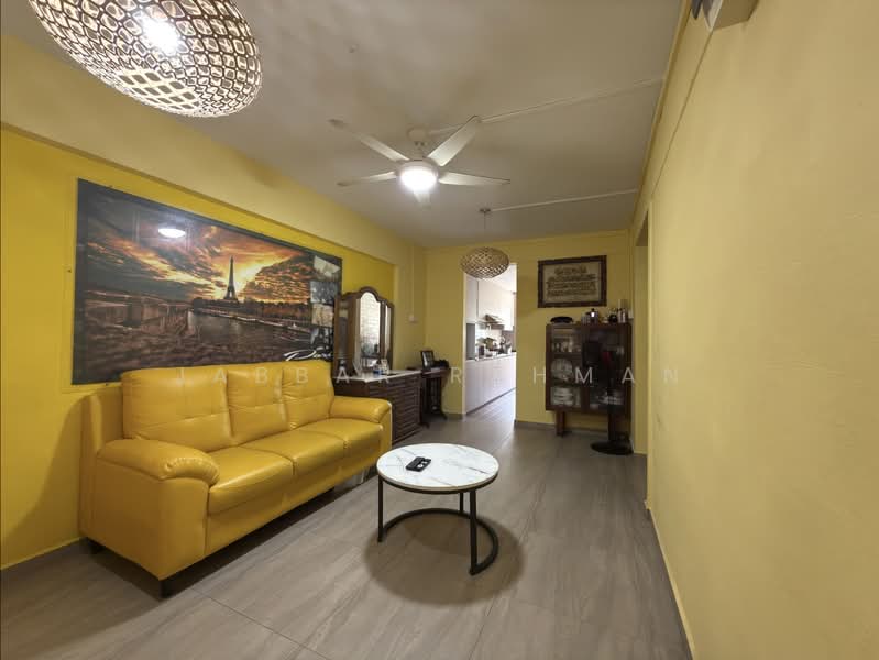 619 Bedok Reservoir Road, 619 Bedok Reservoir Road, 2 Bedrooms, 732 sqft, HDB Flat For Sale, by Jabbar Rahman, 500185632 - Living Room - PropertyGuru.com.sg