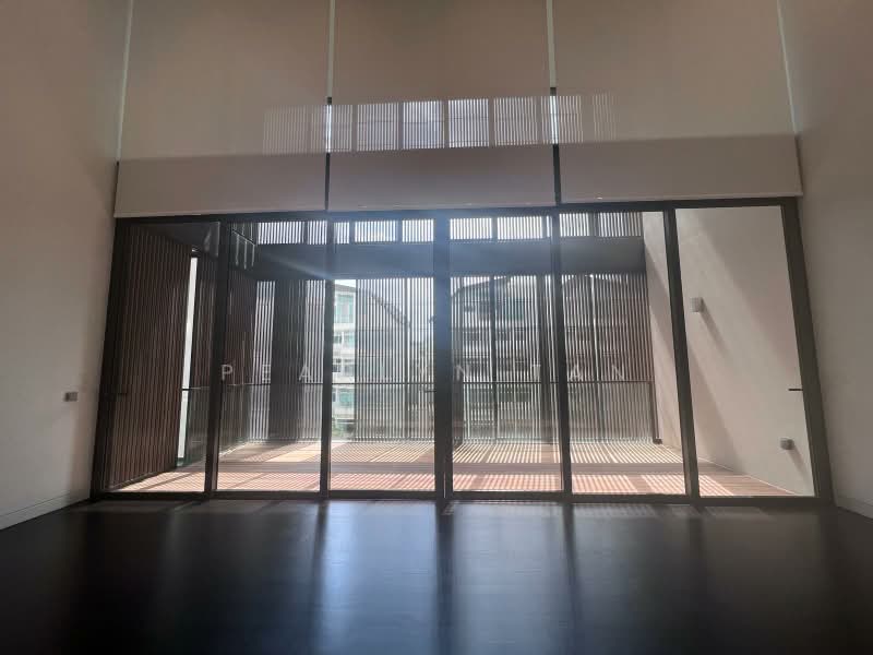 Lloyd SixtyFive, 65 Lloyd Road, 3 Bedrooms, 2,422 sqft, Condominium For Rent, by Pearlyn Tan, 500185636 - Balcony - PropertyGuru.com.sg