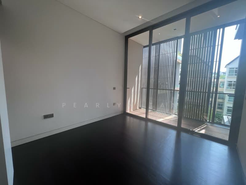 Lloyd SixtyFive, 65 Lloyd Road, 3 Bedrooms, 2,422 sqft, Condominium For Rent, by Pearlyn Tan, 500185636 - Balcony - PropertyGuru.com.sg