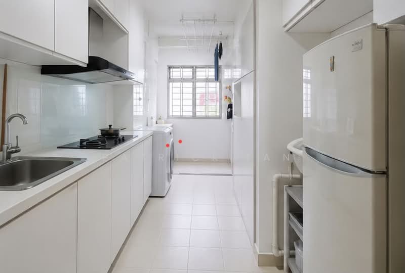107 Jalan Bukit Merah, 107 Jalan Bukit Merah, 2 Bedrooms, 764 sqft, HDB Flat For Sale, by Patrick Tan, 500185639 - Kitchen - PropertyGuru.com.sg