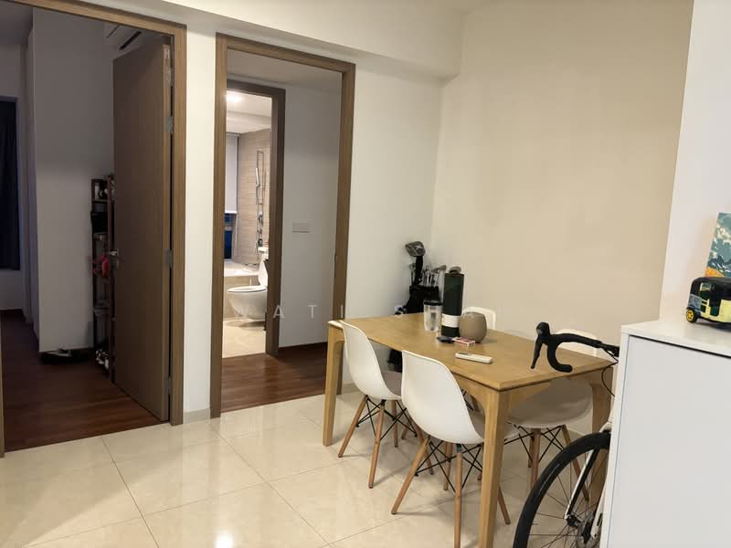 V on Shenton, 5 Shenton Way, 2 Bedrooms, 1,152 sqft, Condominium For Sale, by Swati Shah, 500185651 - Bathroom - PropertyGuru.com.sg