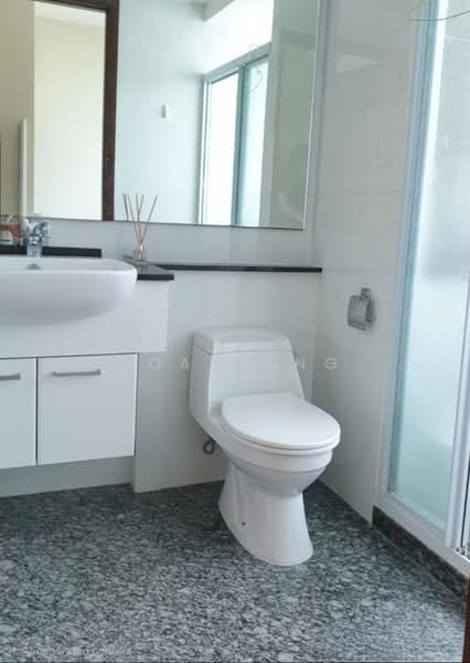 Meraprime, 301 Jalan Bukit Ho Swee, 2 Bedrooms, 840 sqft, Condominium For Sale, by Joan Ong, 500185652 - Bathroom - PropertyGuru.com.sg