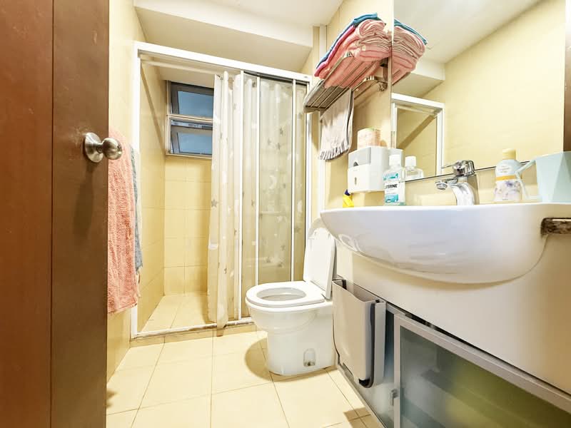 The Warren, 37 Choa Chu Kang Loop, 3 Bedrooms, 1,227 sqft, Apartment For Rent, by Jeen Tan, 500185672 - Bathroom - PropertyGuru.com.sg