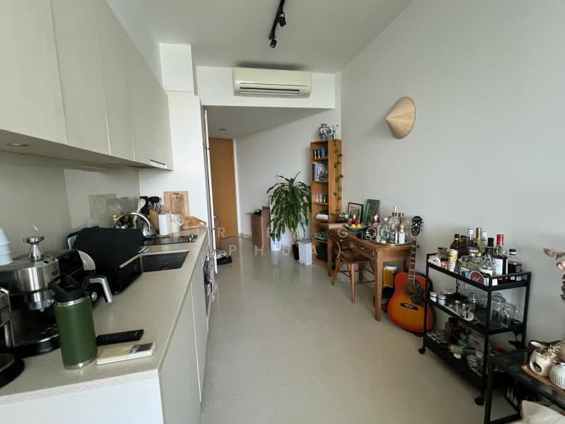 The Crest, 101 Prince Charles Crescent, 2 Bedrooms, 850 sqft, Condominium For Rent, by Shirley Goh (Phua), 500185704 - Kitchen - PropertyGuru.com.sg