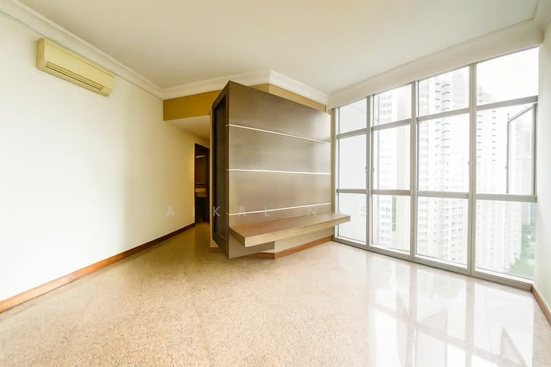 The Bayshore, 34 Bayshore Road, 2 Bedrooms, 1,012 sqft, Condominium For Sale, by Haikal Nash, 500185708 - Living Room - PropertyGuru.com.sg