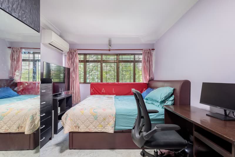 337 Clementi Avenue 2, 337 Clementi Avenue 2, 3 Bedrooms, 1,281 sqft, HDB Flat For Sale, by Haikal Nash, 500185712 - Bedroom - PropertyGuru.com.sg