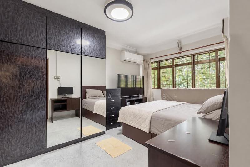337 Clementi Avenue 2, 337 Clementi Avenue 2, Buona Vista / West Coast / Clementi New Town, 3 Bedrooms, 1,281 sqft, HDB Flat For Sale, by Haikal Nash, 500185712 - Master Bedroom - PropertyGuru.com.sg