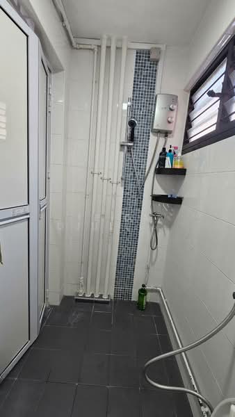 503 Hougang Avenue 8, 503 Hougang Avenue 8, Room Rental, 120 sqft, HDB Flat For Rent, by Frida Djueliana, 500185714 - Bathroom - PropertyGuru.com.sg
