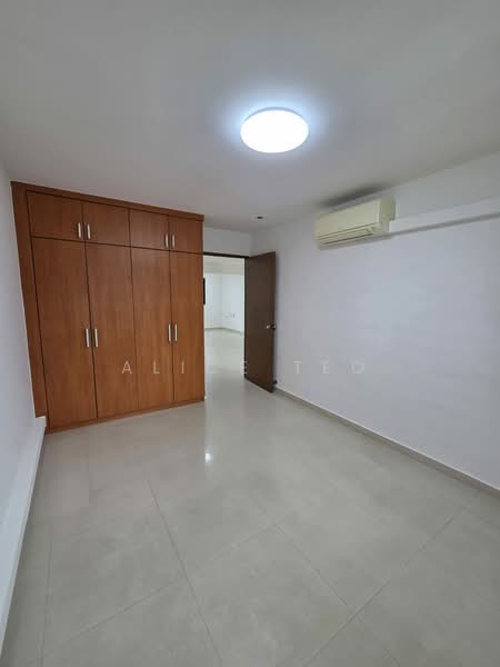 18 Upper Boon Keng Road, Upper Boon Keng Road, 1,324 sqft, Shop / Shophouse For Sale, by Alice Teo, 500185730 - Bedroom - CommercialGuru.com.sg