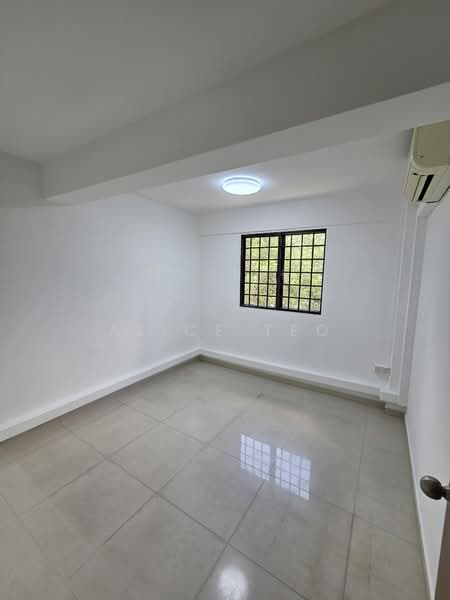 18 Upper Boon Keng Road, Upper Boon Keng Road, 1,324 sqft, Shop / Shophouse For Sale, by Alice Teo, 500185730 - Interior - CommercialGuru.com.sg