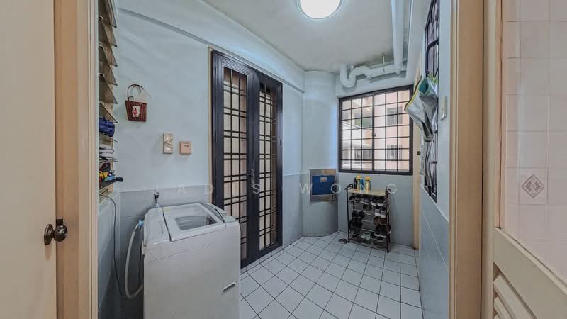 Bullion Park, 168 Lentor Loop, 3 Bedrooms, 1,259 sqft, Condominium For Sale, by Jadis Wong, 500185746 - Yard - PropertyGuru.com.sg