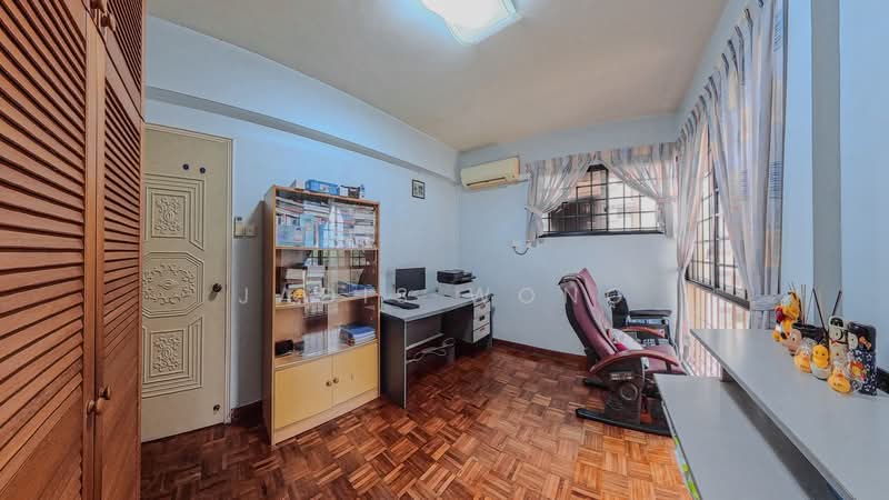 Bullion Park, 168 Lentor Loop, 3 Bedrooms, 1,259 sqft, Condominium For Sale, by Jadis Wong, 500185746 - Common Bedroom 2 - PropertyGuru.com.sg