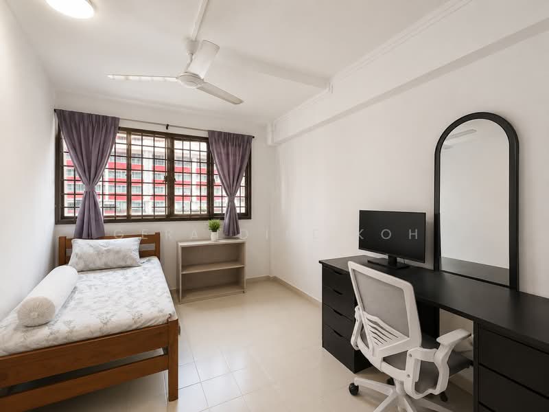 251 Hougang Avenue 3, 251 Hougang Avenue 3, 3 Bedrooms, 1,345 sqft, HDB Flat For Sale, by Geraldine Koh, 500185749 - Bedroom - PropertyGuru.com.sg