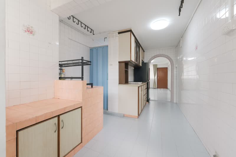 98 Commonwealth Crescent, 98 Commonwealth Crescent, 2 Bedrooms, 635 sqft, HDB Flat For Sale, by Lauren Lim, 500185761 - Kitchen - PropertyGuru.com.sg