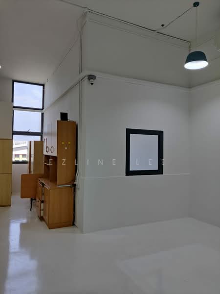 T-Space, 1 Tampines North Drive 1, 1,200 sqft, Factory / Workshop (B2) For Rent, by Ezline Lee, 500185771 - Interior - CommercialGuru.com.sg