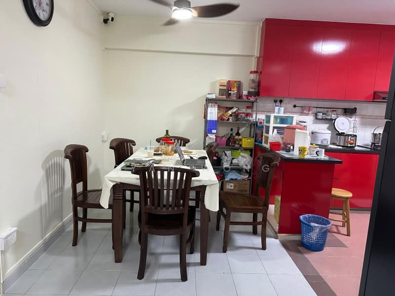 124 Pasir Ris Street 11, 124 Pasir Ris Street 11, 3 Bedrooms, 1,130 sqft, HDB Flat For Sale, by Ryan Wong, 500185772 - Kitchen - PropertyGuru.com.sg