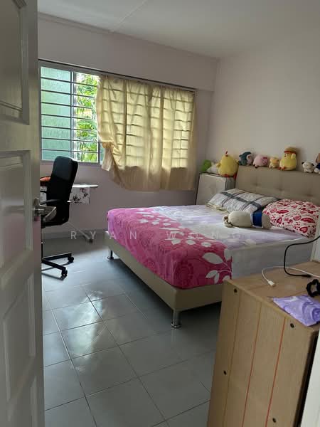 124 Pasir Ris Street 11, 124 Pasir Ris Street 11, 3 Bedrooms, 1,130 sqft, HDB Flat For Sale, by Ryan Wong, 500185772 - Bedroom - PropertyGuru.com.sg