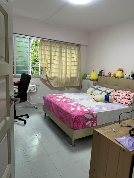 124 Pasir Ris Street 11, 124 Pasir Ris Street 11, 3 Bedrooms, 1,130 sqft, HDB Flat For Sale, by Ryan Wong, 500185772 - Bedroom - PropertyGuru.com.sg