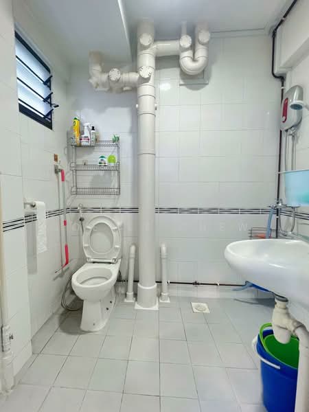 114 Yishun Ring Road, 114 Yishun Ring Road, Room Rental, 120 sqft, HDB Flat For Rent, by Joelle Chew, 500185780 - Bathroom - PropertyGuru.com.sg