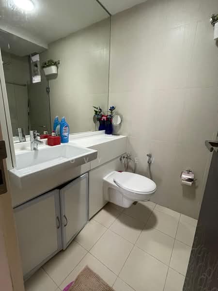 Southbank, 881 North Bridge Road, 2 Bedrooms, 969 sqft, Condominium For Rent, by Juvy Yew, 500185781 - Bathroom - PropertyGuru.com.sg